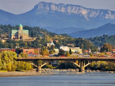 Рача, Имеретия и рафтинг на реке Риони  (двухдневный тур из Тбилиси)