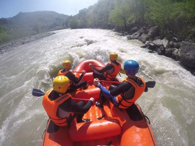 dva-v-odnom-rafting-v-gornoy-adzharii