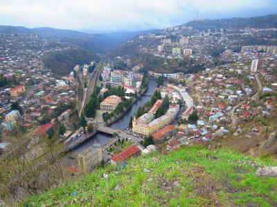 zastyvshiy-vo-vremeni-chiatura-i-nebesnyy-stolp-katskhi