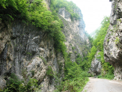 dva-v-odnom-rafting-ekskursiya-po-gornoy-adzharii