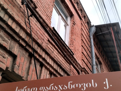 tbilisi-gorod-iskusstva-i-literatury