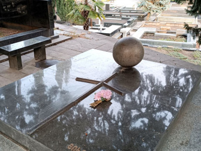 kladbishcha-tbilisi-zhivye-istorii-v-gorode-mertvykh